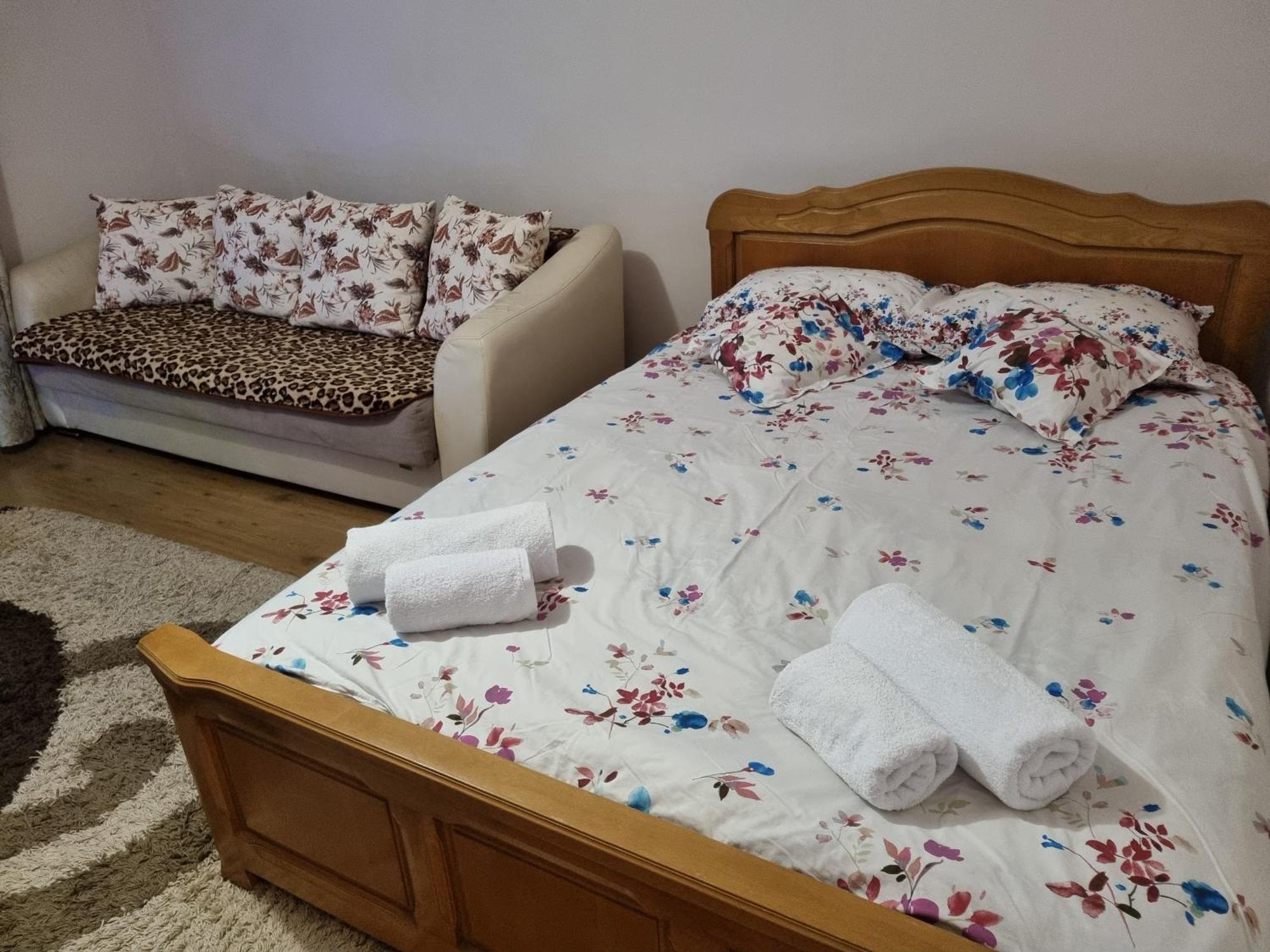 Ferienwohnung Garsoniera Emilia Câmpulung Moldovenesc Exterior foto